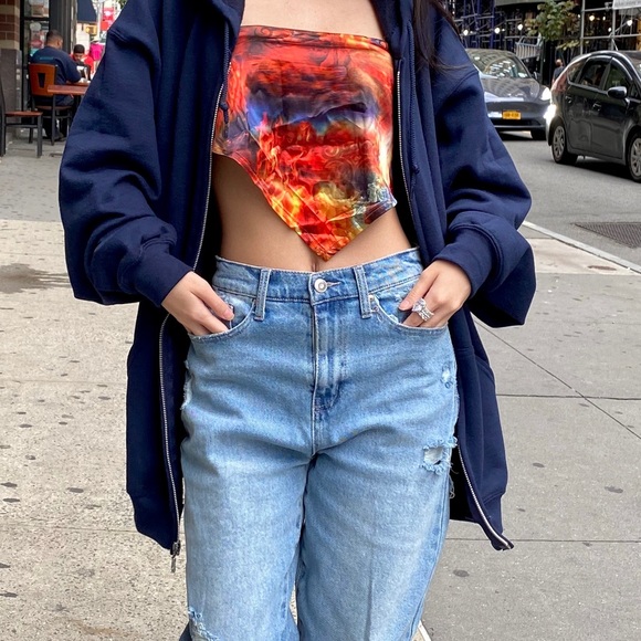 CROP TOP - Picture 2 of 2
